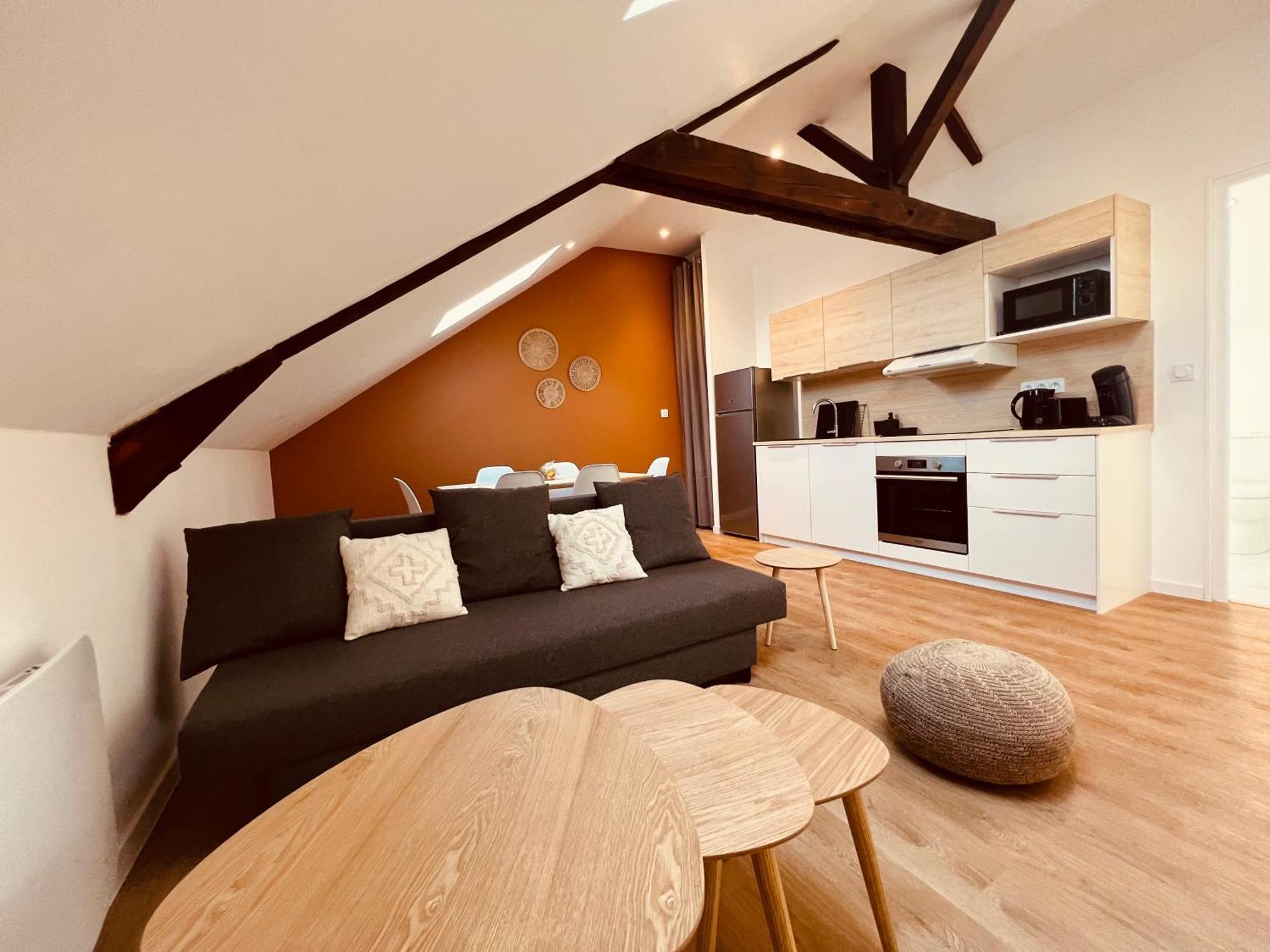 L'Ibiza - Home Homy มงต์ลูซง ภายนอก รูปภาพ